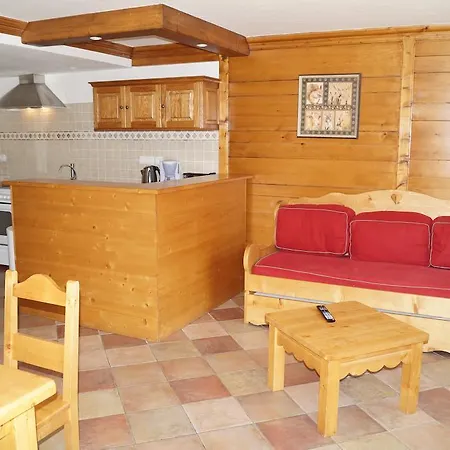 Rhododendron Apartment